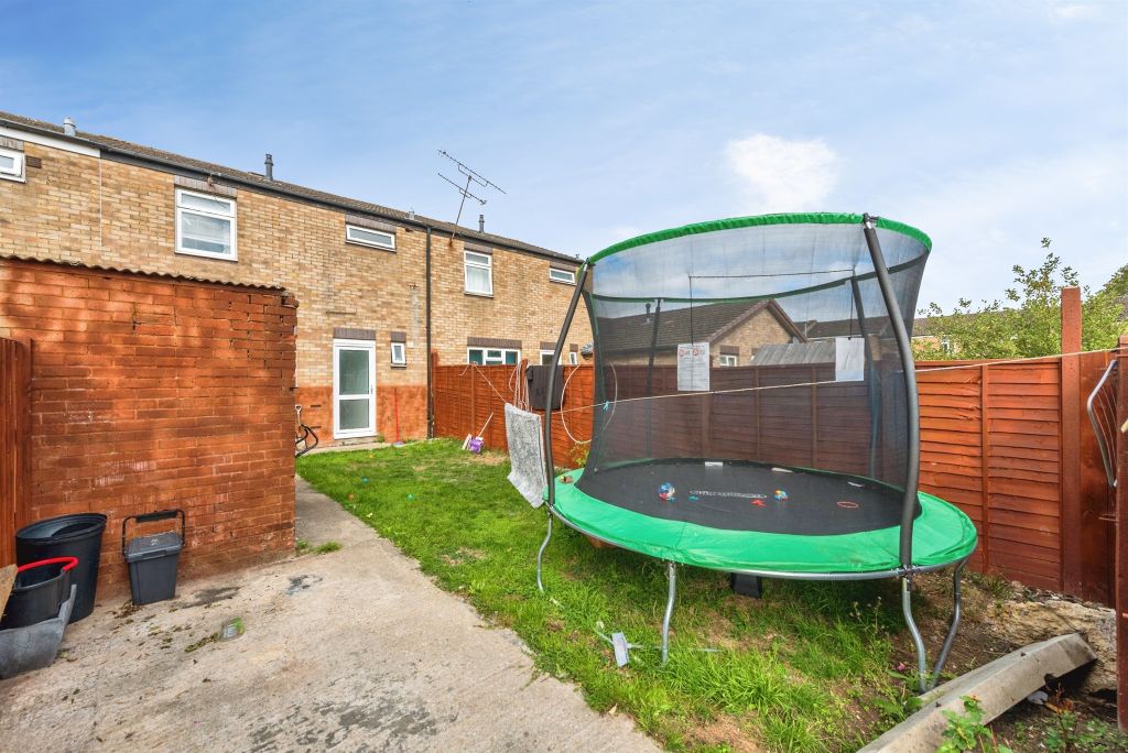 Property photo 3 of 12