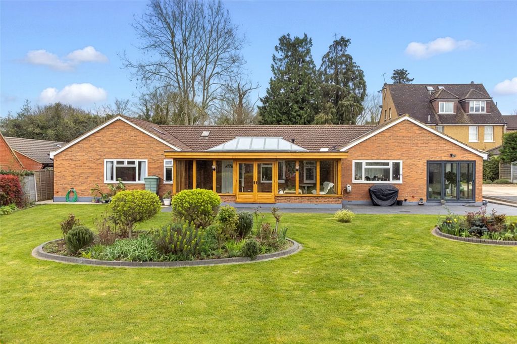 Property photo 1 of 36 Picture No. 33