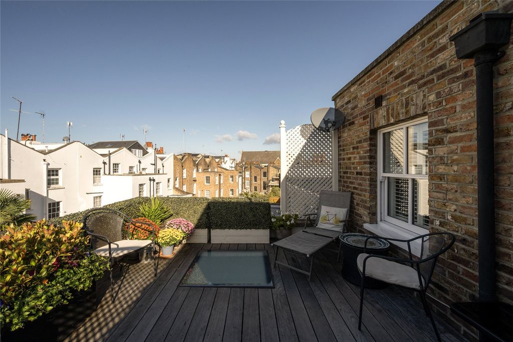 Property photo 3 of 21 Picture No. 30