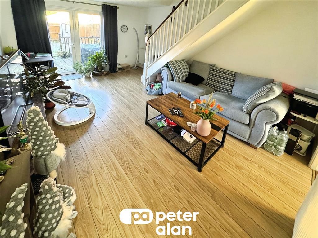 Property photo 2 of 8 Image