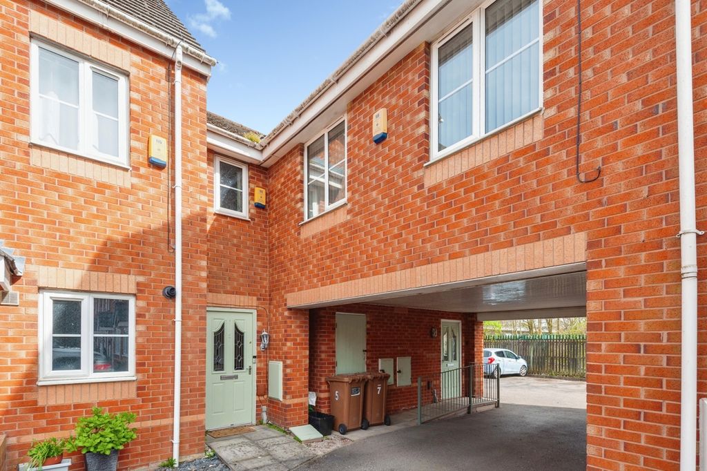 Property photo 1 of 20 Pbox-Img.Jpg