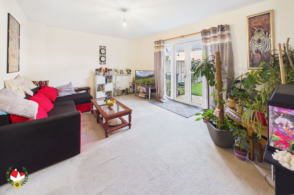 Property photo 2 of 14