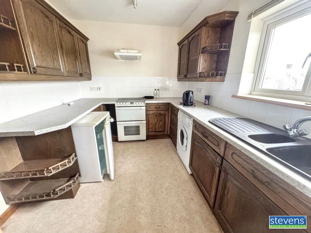 Property photo 2 of 7 Img_9394