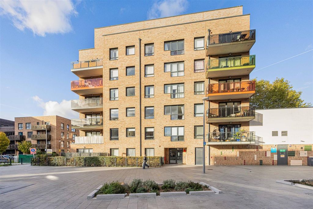 Property photo 1 of 12 1