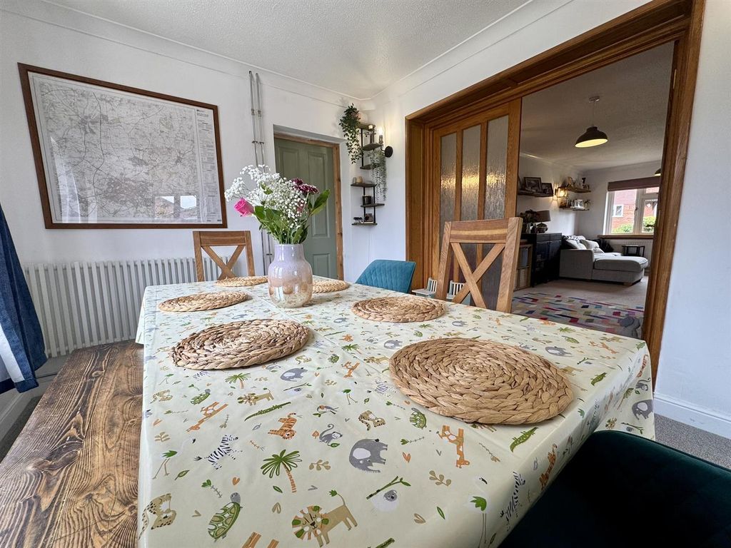 Property photo 2 of 25 Dining Room