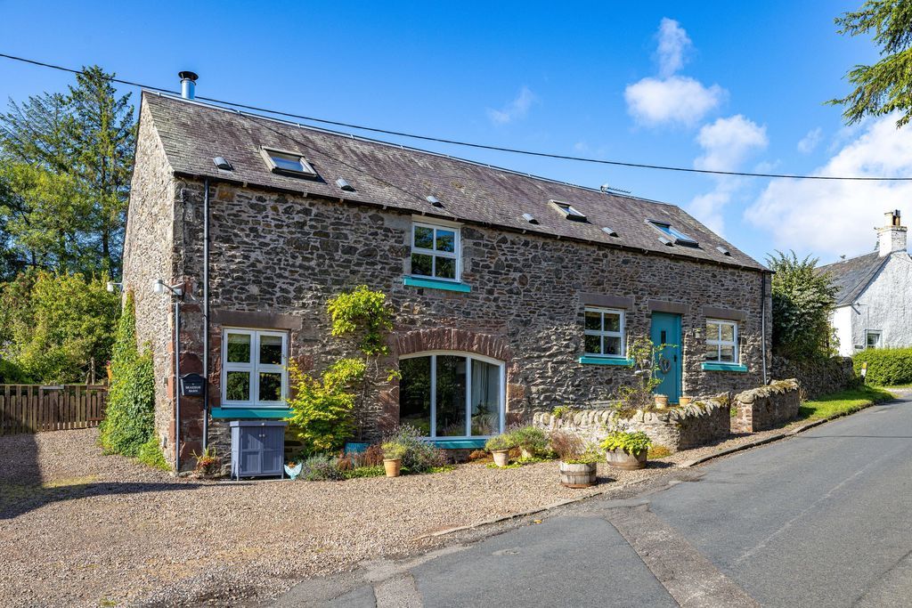 Property photo 1 of 54 Braeside Barn