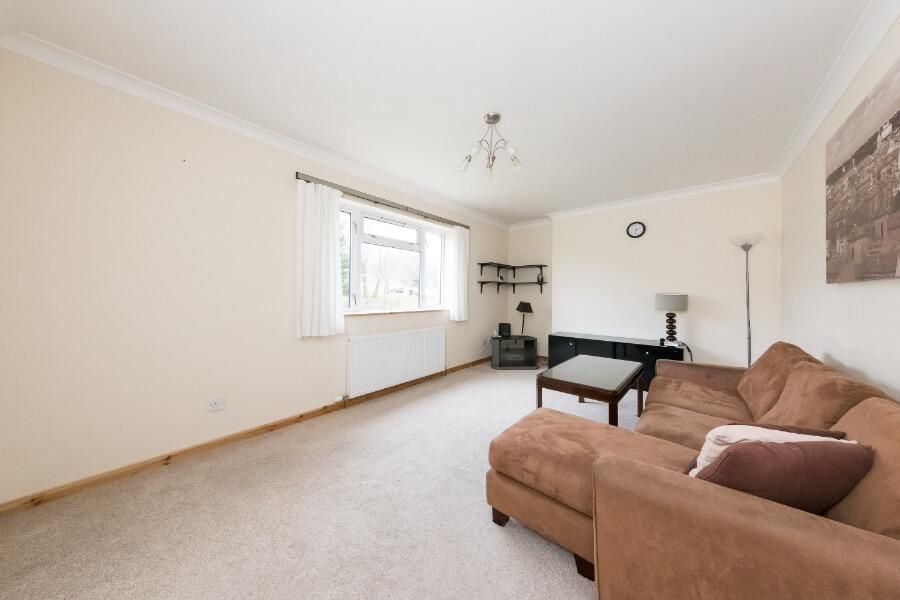 Property photo 3 of 19 Living Room