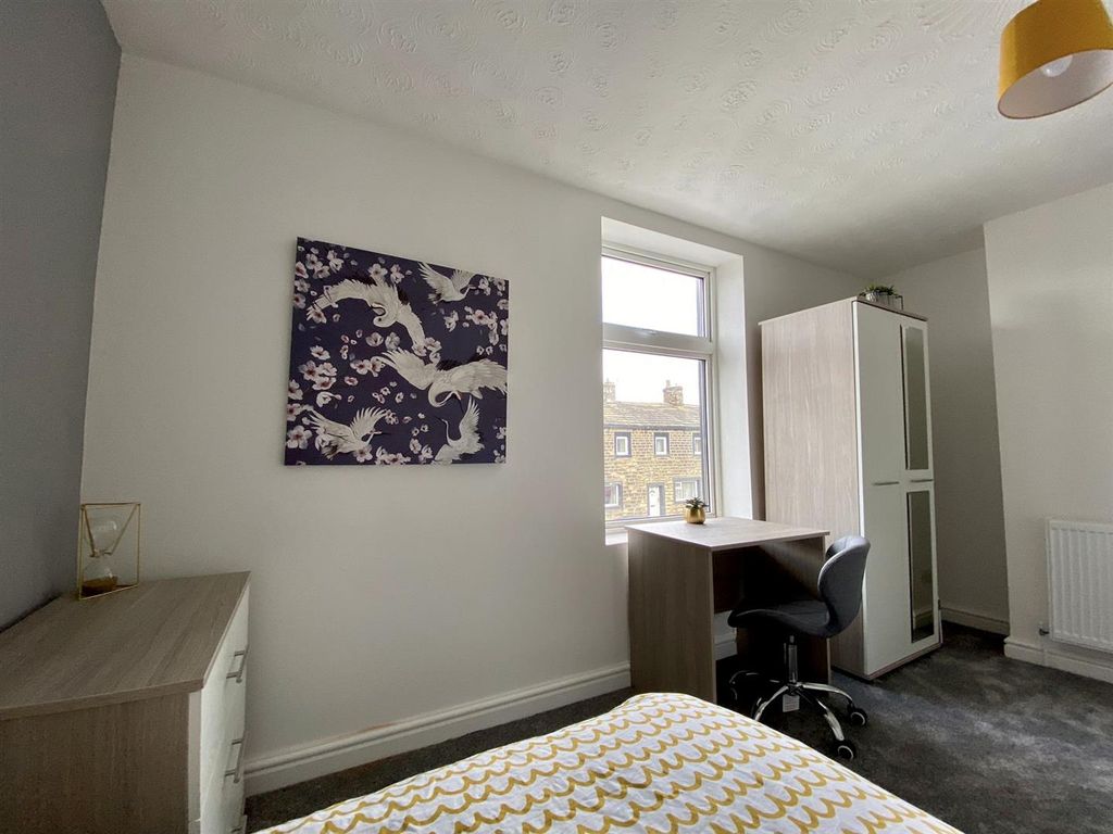 Property photo 2 of 9 Bedroom 2