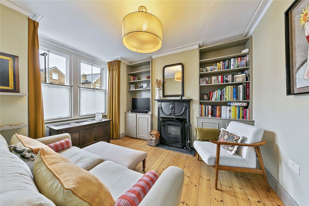 Property photo 2 of 19 Picture No. 28