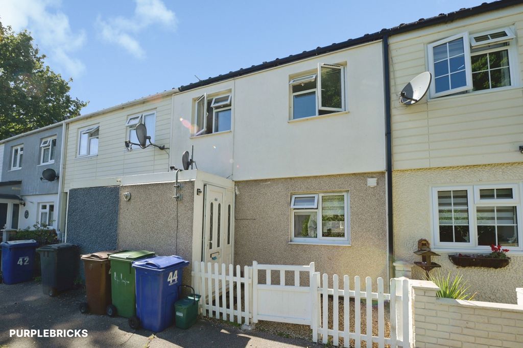 Property photo 1 of 20