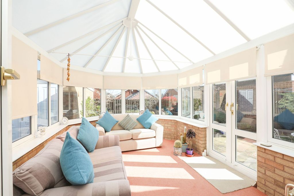 Property photo 3 of 24