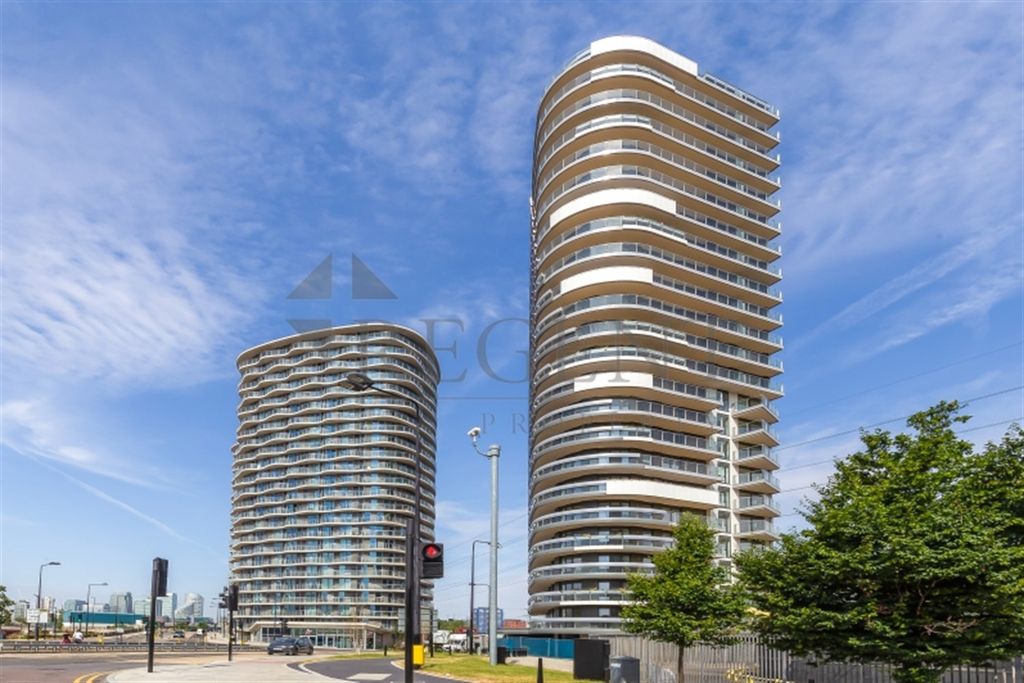Property photo 1 of 10 Gateway Tower