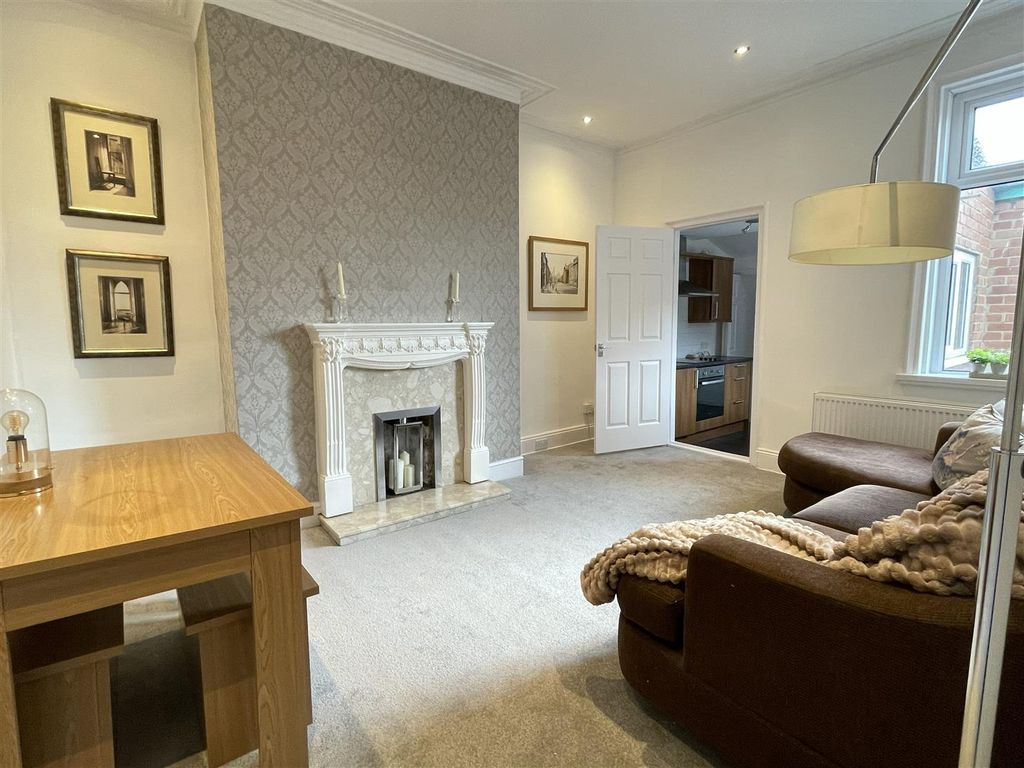 Property photo 2 of 12 Img_2214.Jpg