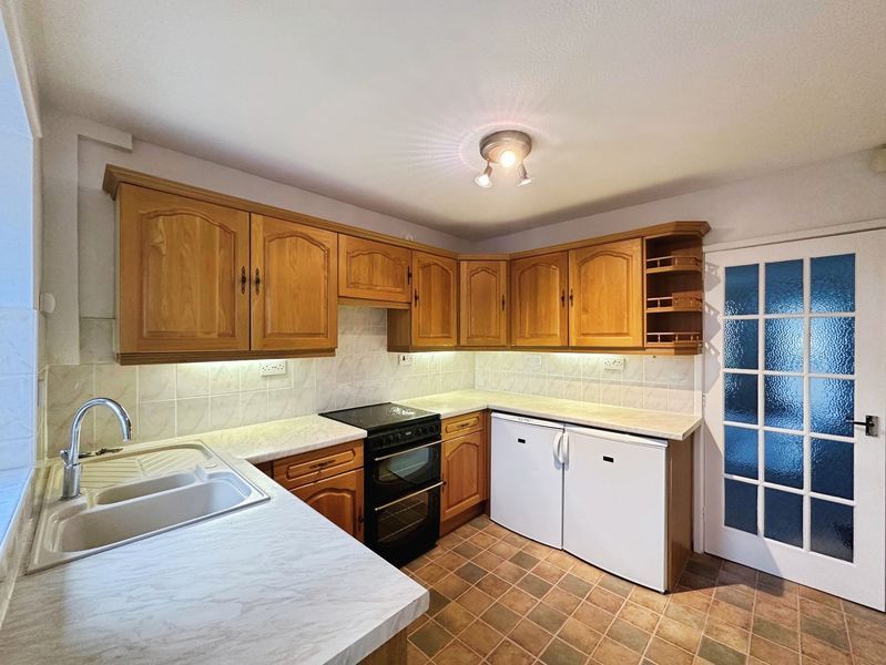 Property photo 2 of 14 Photo 12