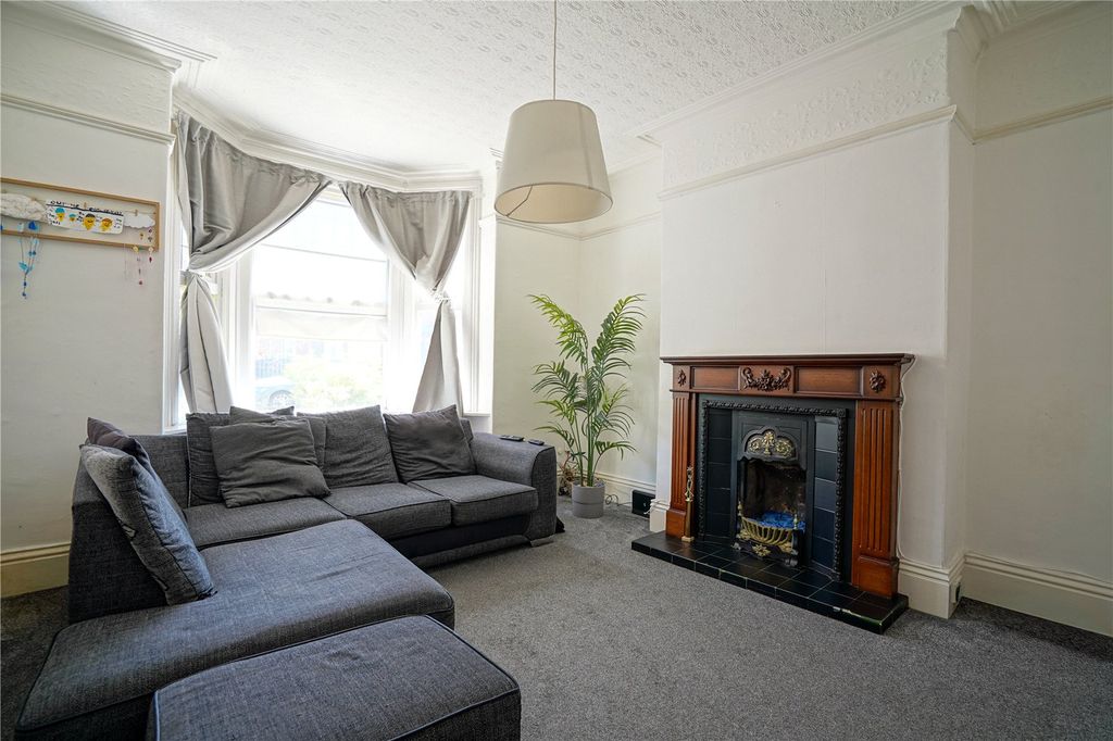 Property photo 2 of 13 Picture No. 09