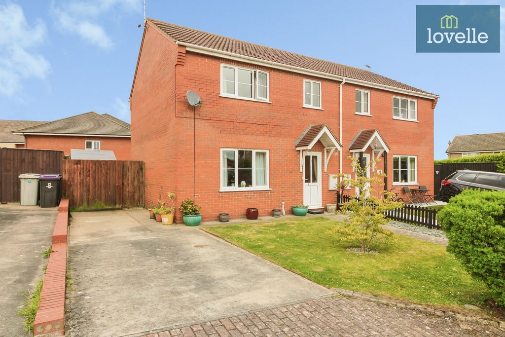 Property photo 1 of 25