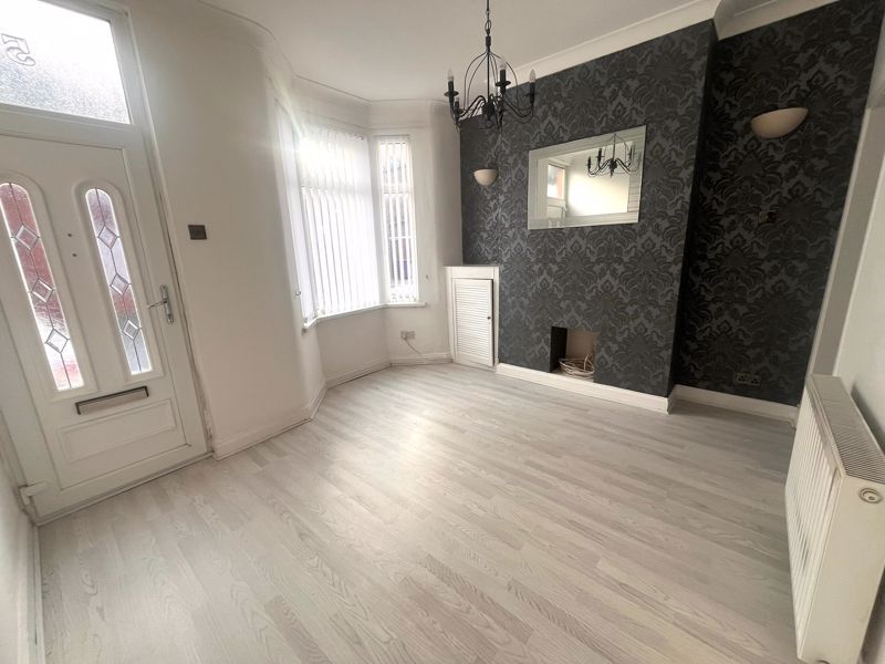 Property photo 3 of 9 Photo 12