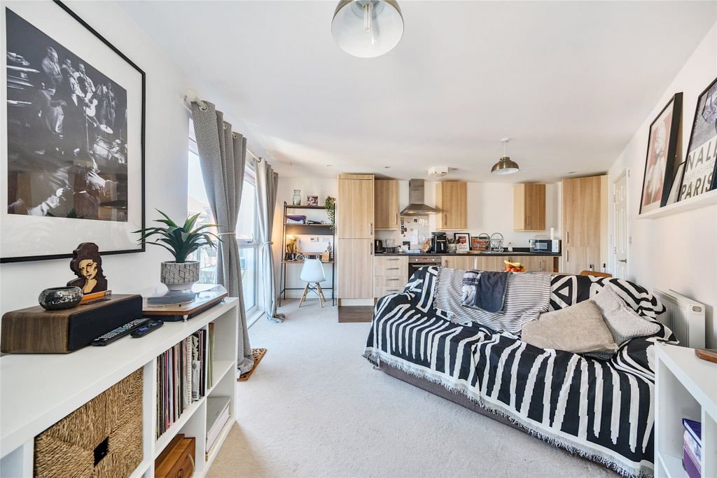 Property photo 3 of 11 Picture No. 04