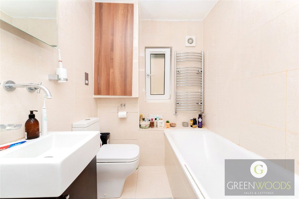 Property photo 3 of 20 Picture No. 08