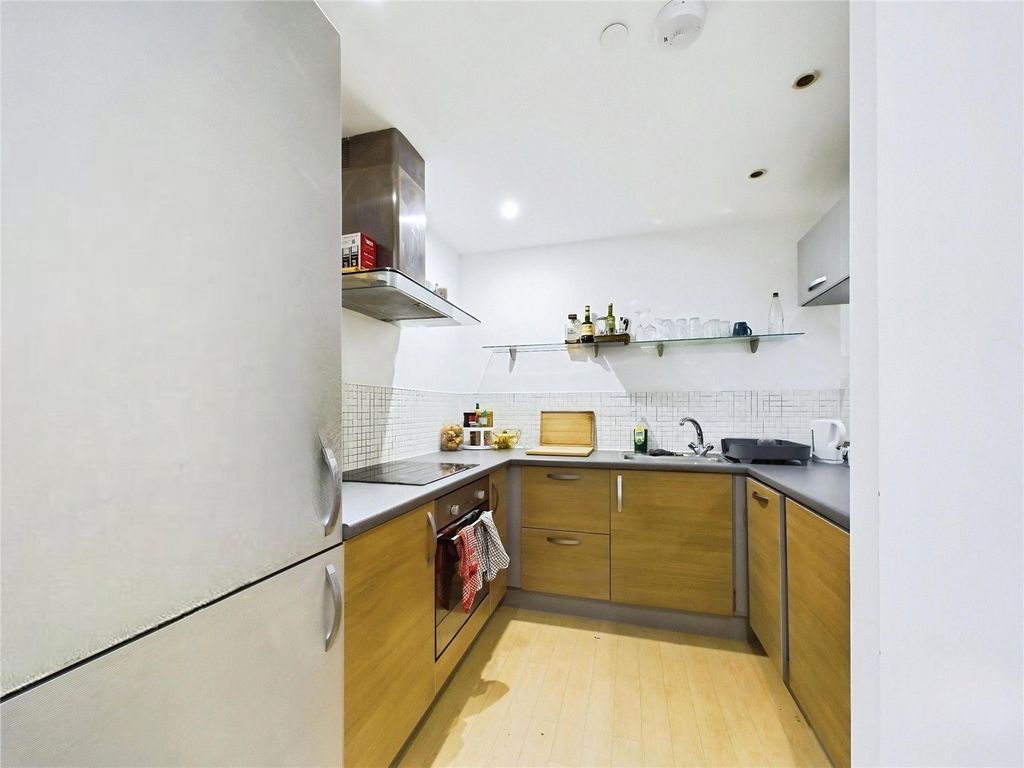 Property photo 2 of 10 Picture No. 17