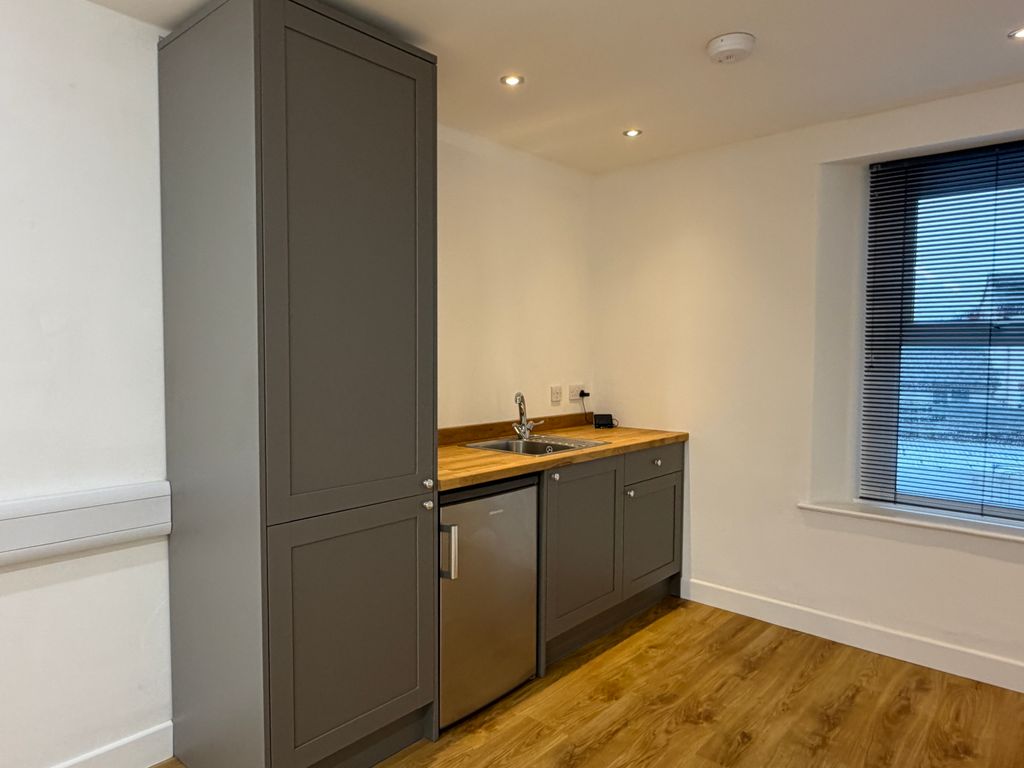 Property photo 2 of 3