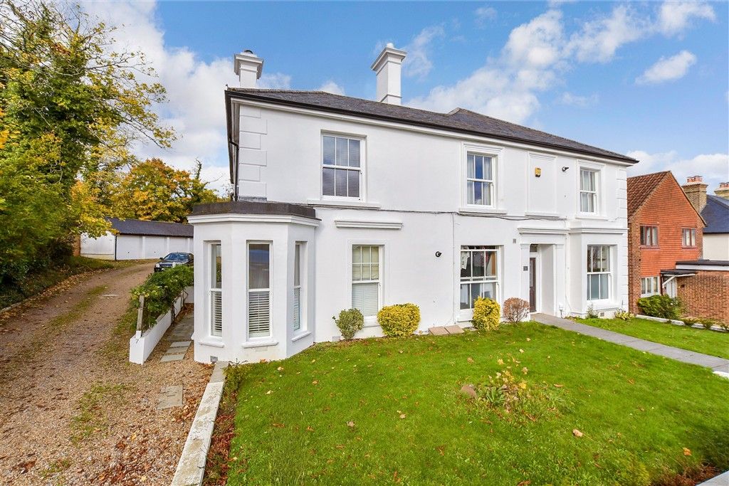 Property photo 2 of 12 External (Web)