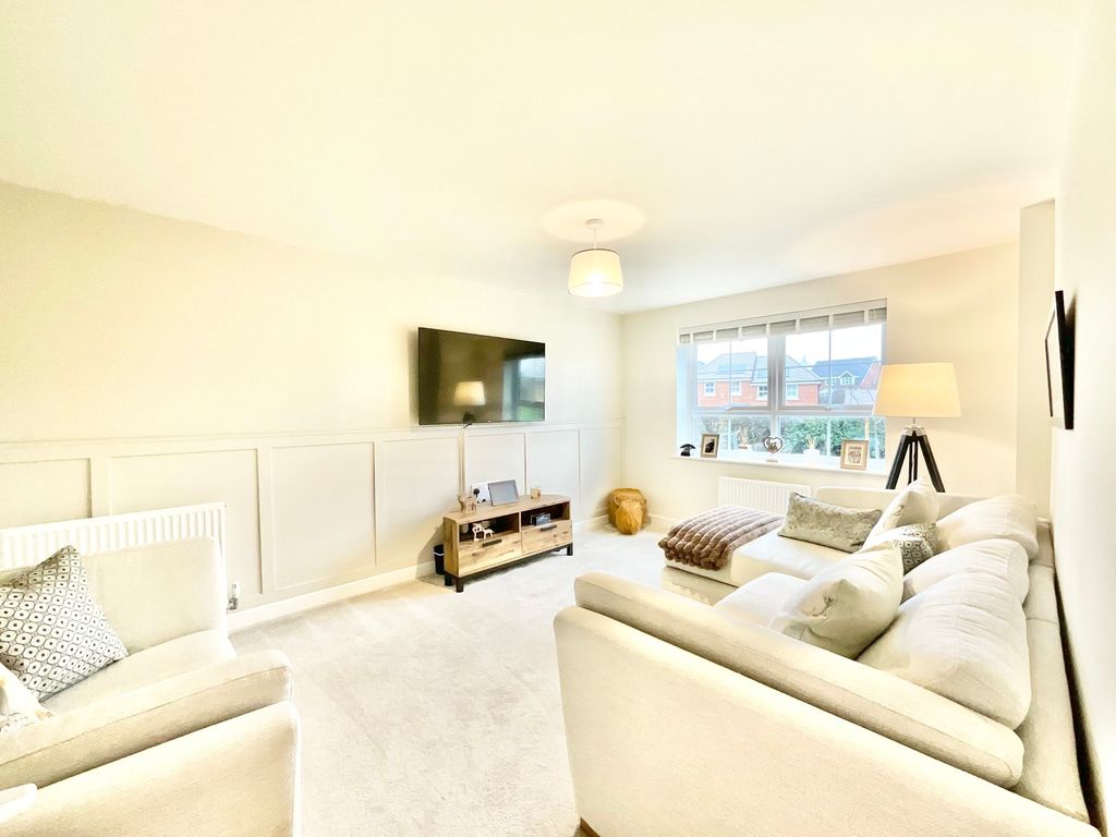 Property photo 3 of 22