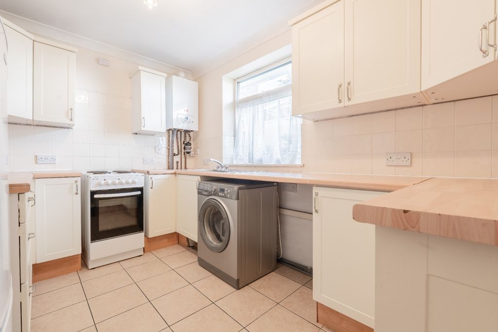 Property photo 2 of 14 4482252
