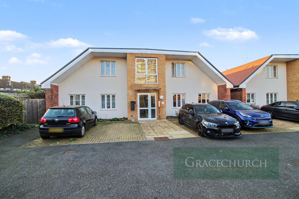 Property photo 1 of 13 1 Bedroom Flat For Sale