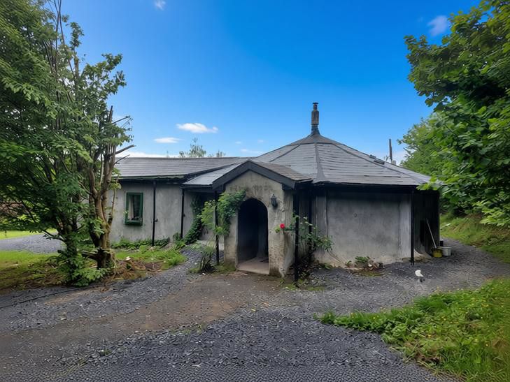 Property photo 1 of 30
