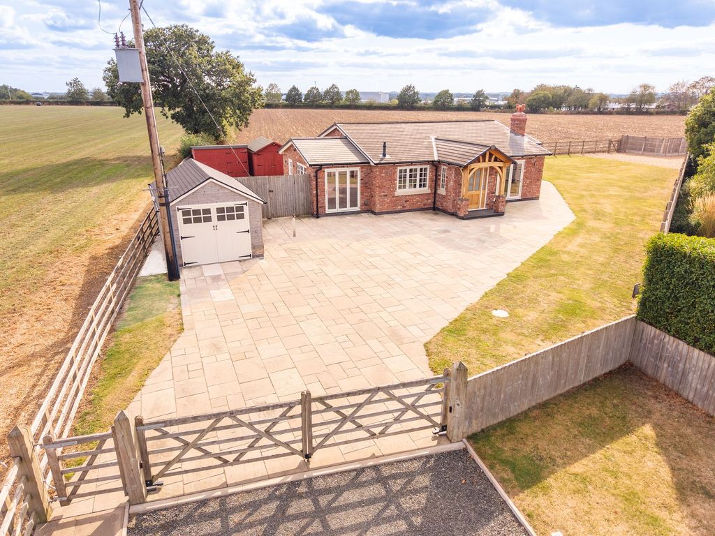 Property photo 1 of 53