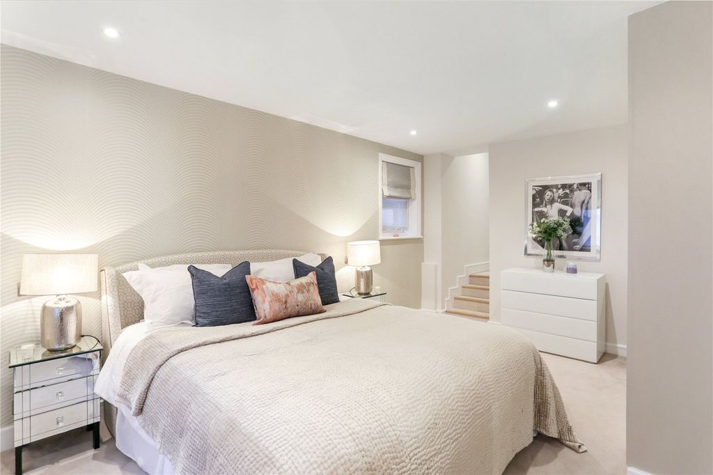 Property photo 3 of 5 Picture No. 04