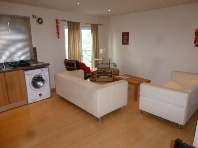 Property photo 3 of 7 Photograph 6