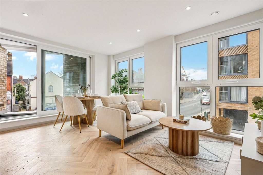 Property photo 2 of 10 Picture No. 26