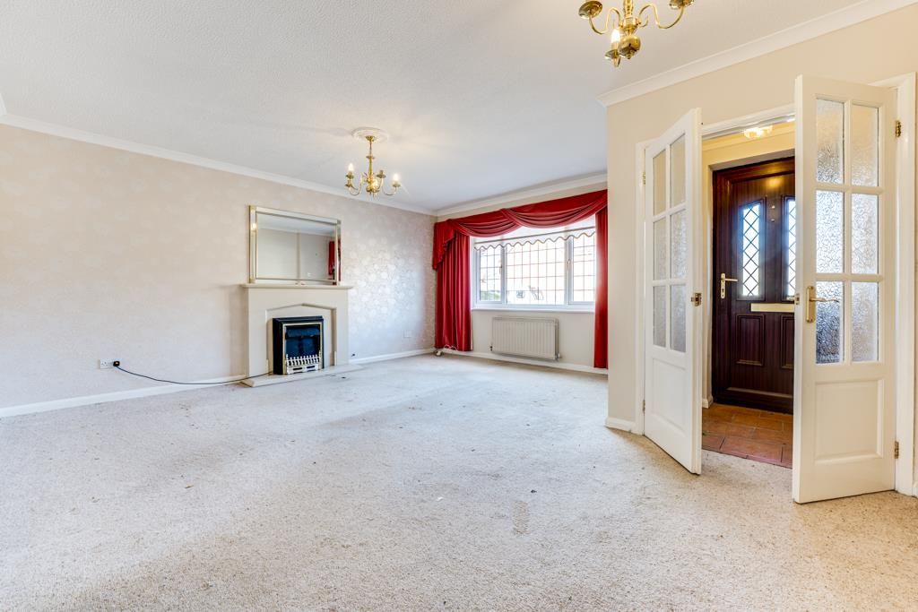 Property photo 2 of 30 29 Spring Gardens, Burton Latimer - Reshoot-3.Jpg