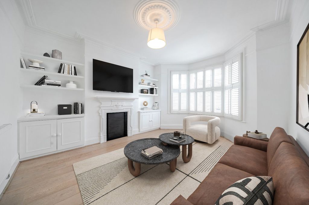 Property photo 2 of 12 Picture No. 21