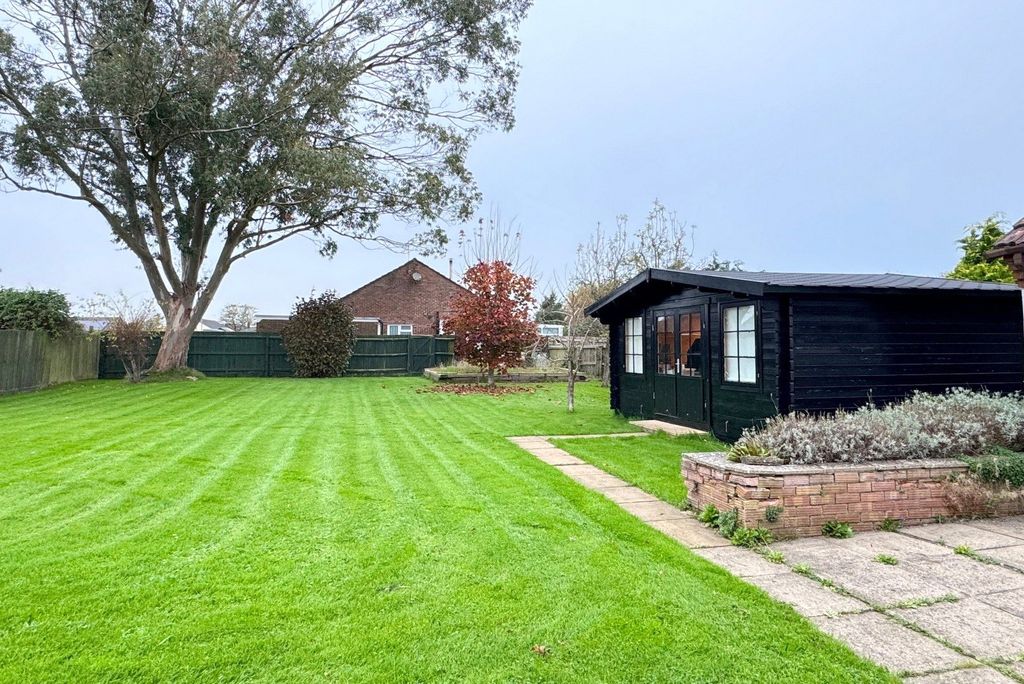 Property photo 2 of 14 Picture No. 19