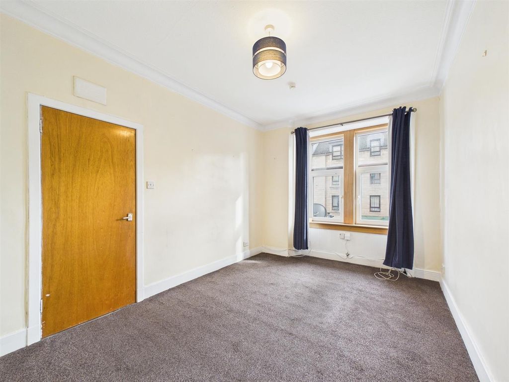 Property photo 3 of 9 Cam01486G0-Pr1038-Still003.Jpg