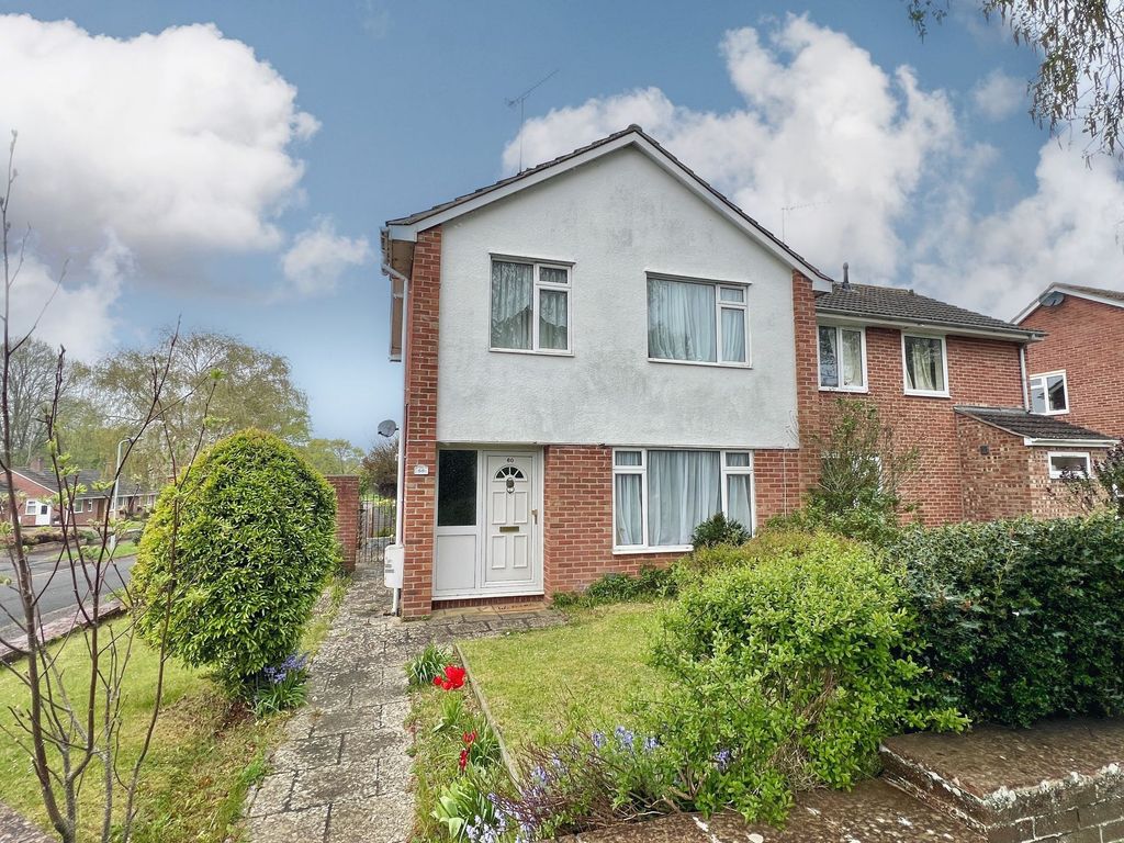 Property photo 1 of 18 Front