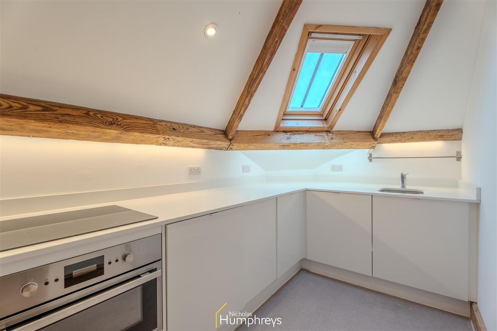 Property photo 3 of 8 Dsc04602-Hdr.Jpg