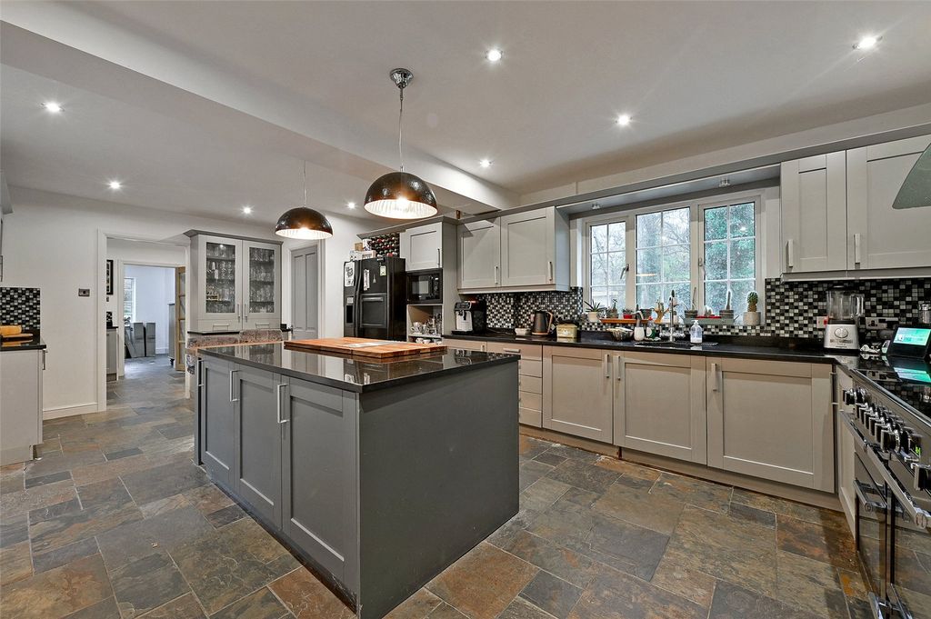 Property photo 3 of 19 Picture No. 03