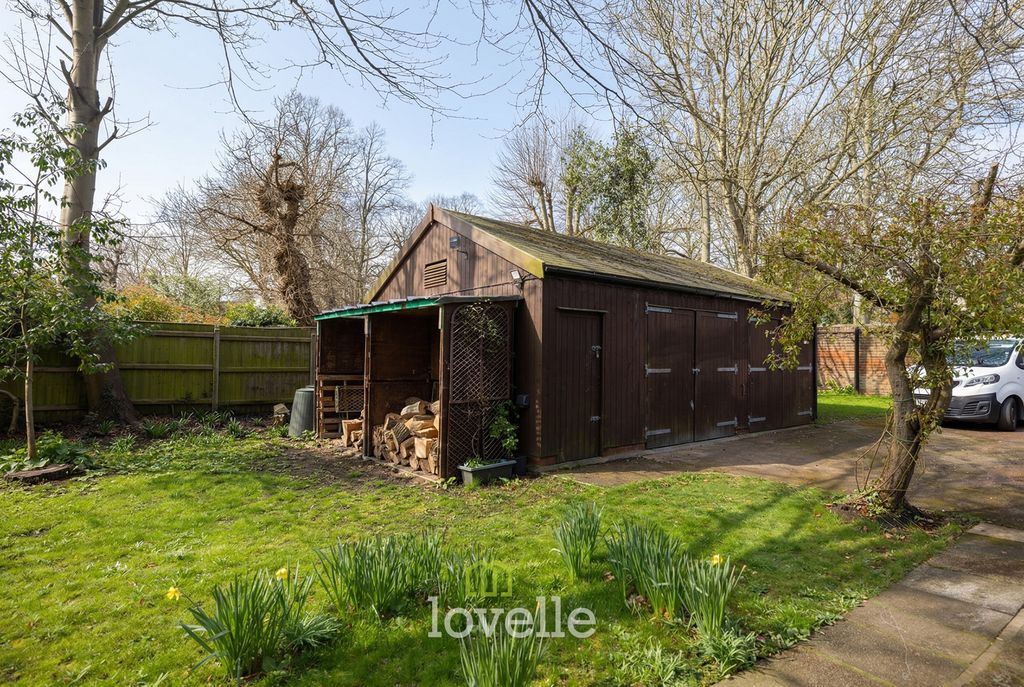 Additional image 49 of 7 bed detached house for saleAbbey Road, Grimsby DN32