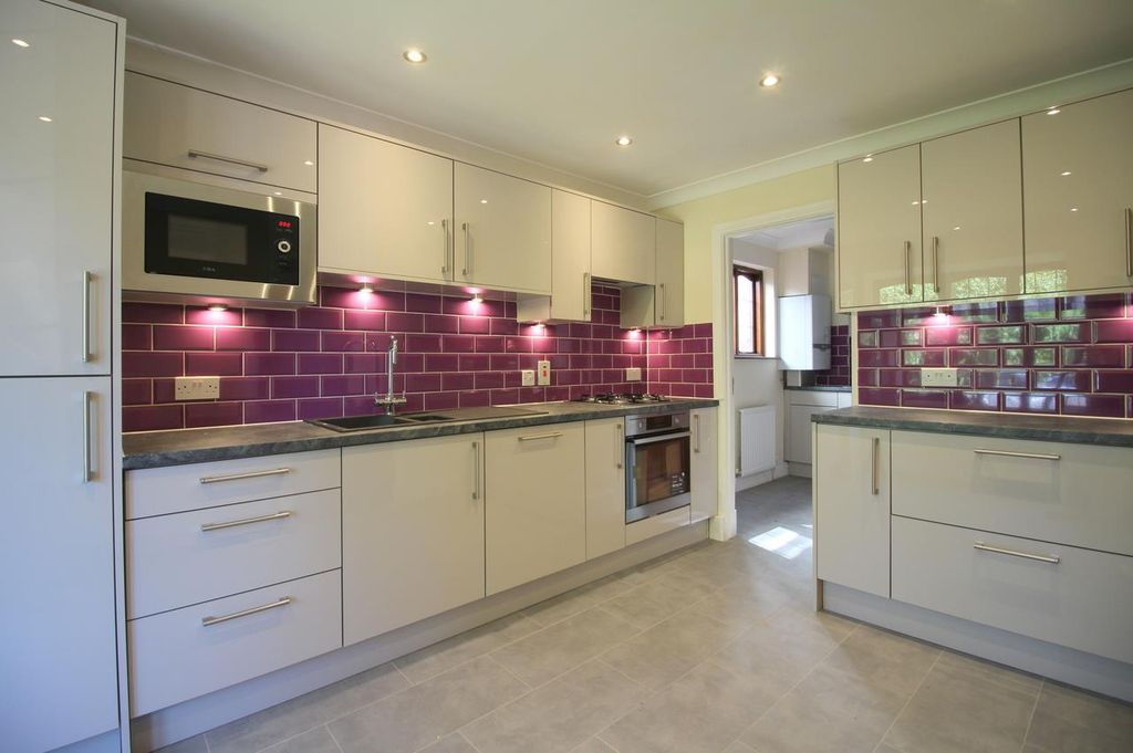 Property photo 2 of 19 Img_2751Jpg.Jpg