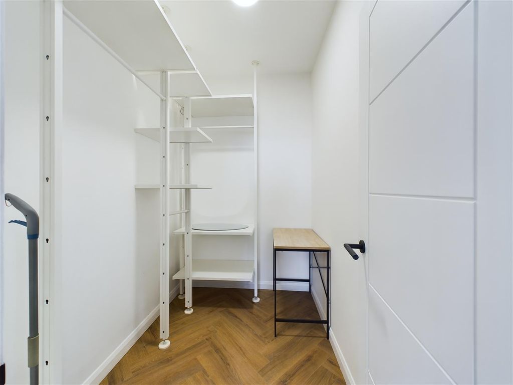 Property photo 3 of 7 Cam02202G0-Pr0234-Still003.Jpg