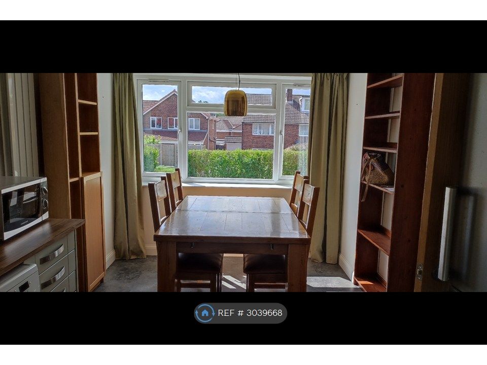Property photo 2 of 15 Dining Area