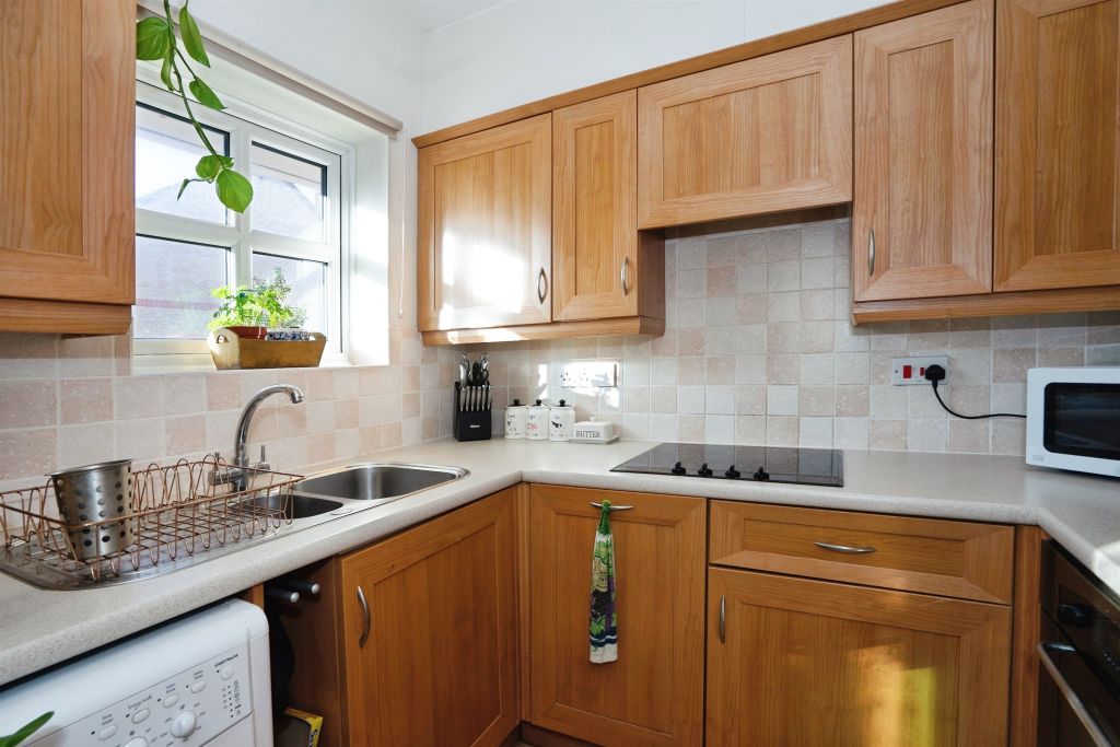 Property photo 3 of 16