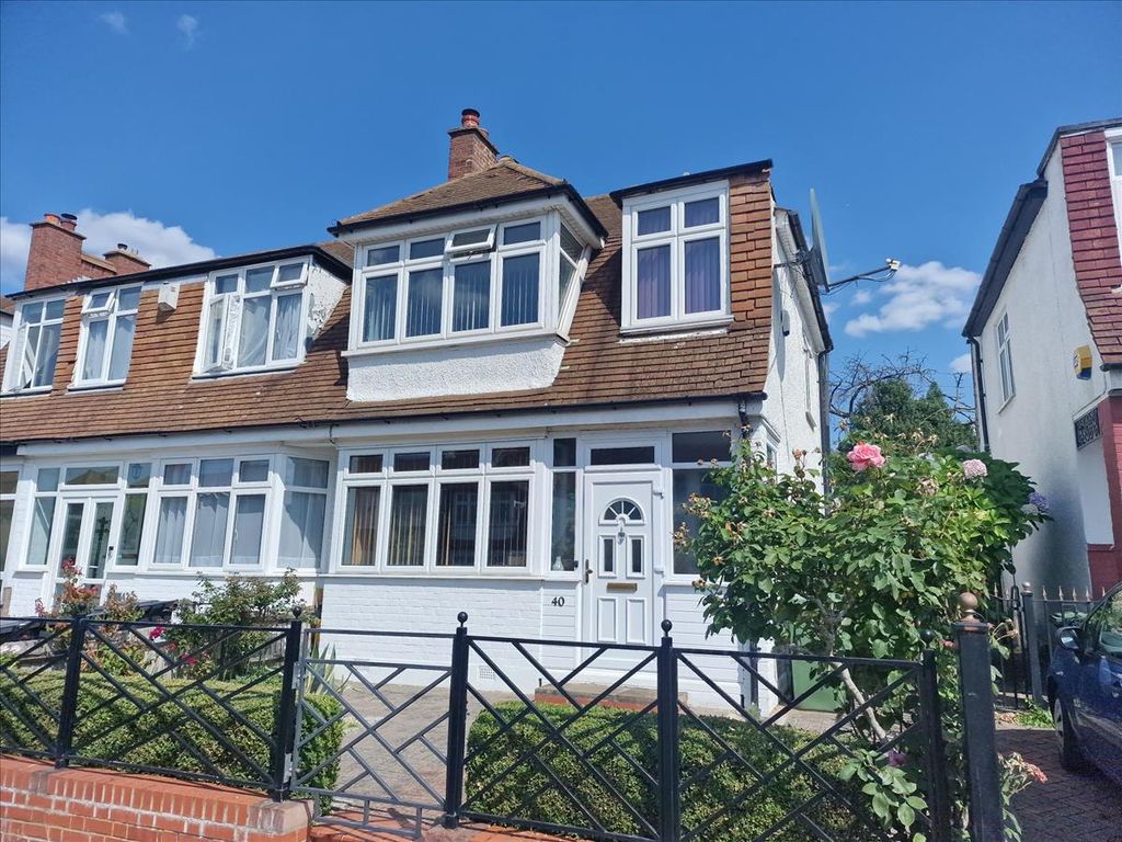 Property photo 1 of 18