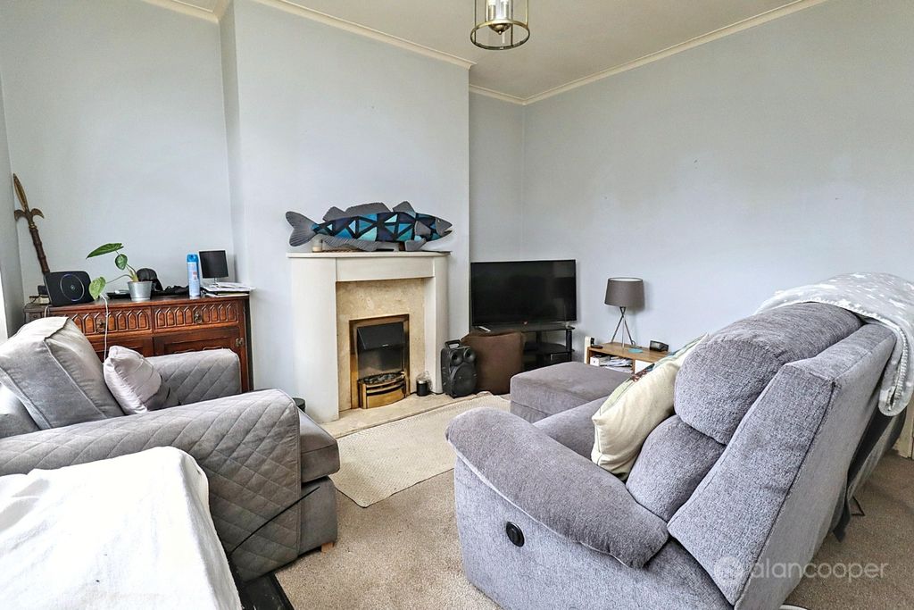 Property photo 3 of 16 5545088