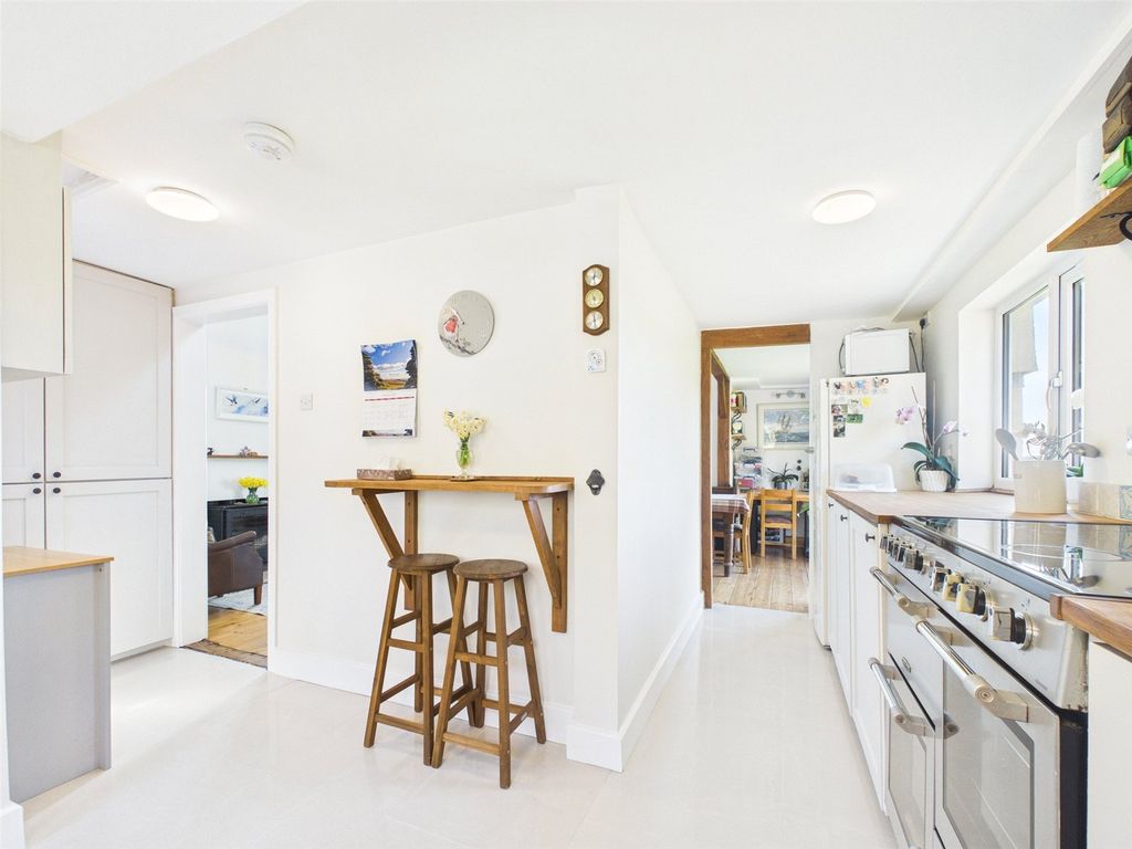 Property photo 2 of 16 Picture No. 03