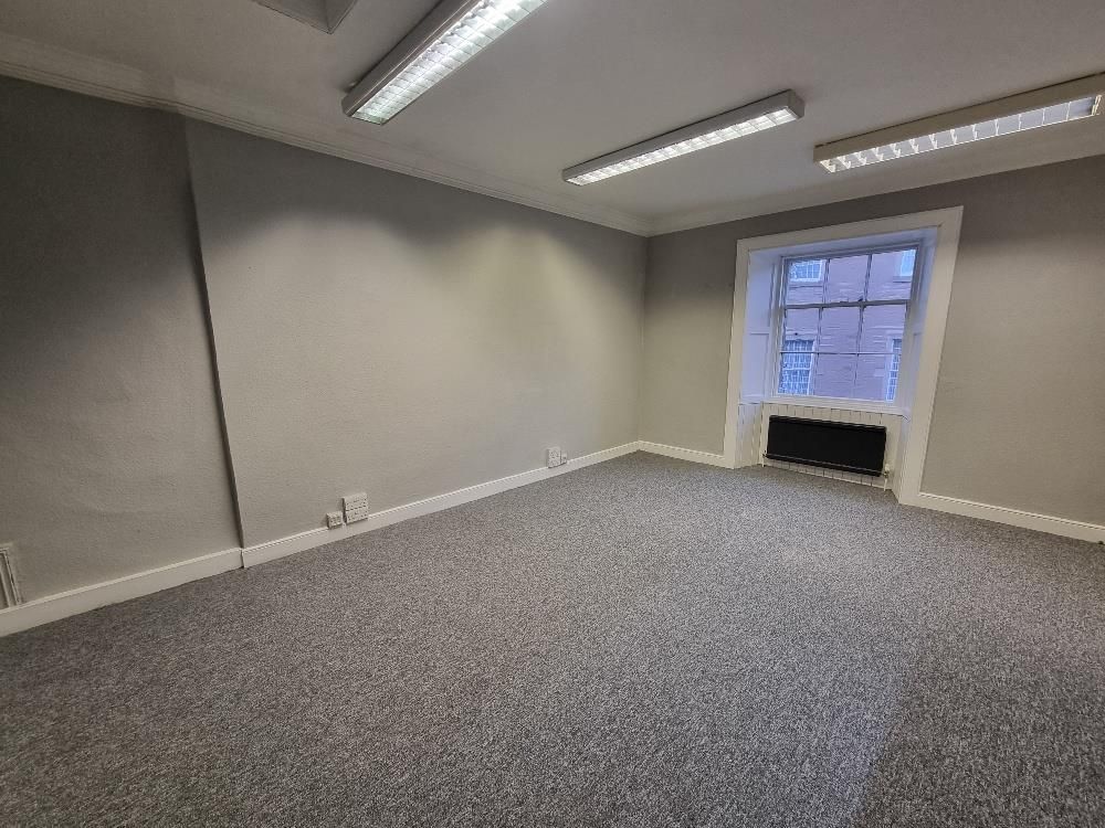 Property photo 1 of 11 Rdc0376Cupl (1).Jpg